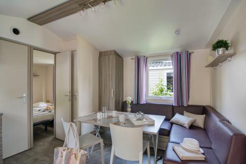 Camping Sandaya Paris Maisons Laffitte - Cottage 3 bedrooms ** - Photo 1