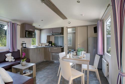 Camping Sandaya Paris Maisons Laffitte - Cottage 2 bedrooms *** - Photo 2