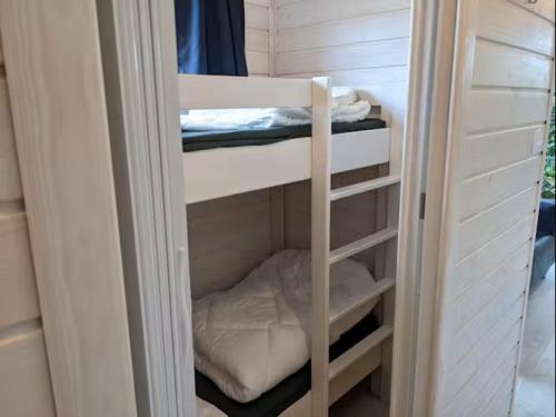 Camping Houtum - Tiny House "De Witte Linde" - Photo 3