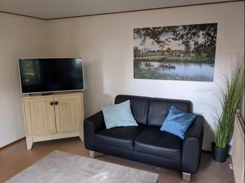 Camping Houtum - Chalet "De Kleine Eik" - Photo 3