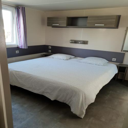 Sites et Paysages Le Fief de Melin - Mobil Home PMR 2 Chambres 4 pers. - Photo 3