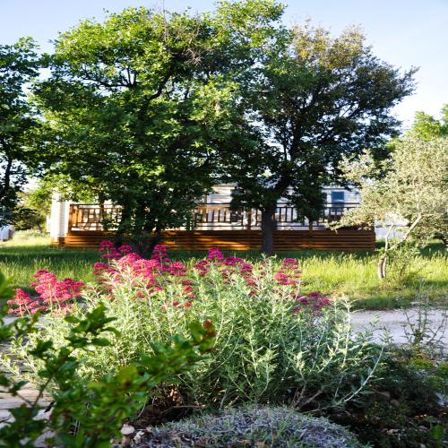 Camping L'Ombrage - Mobile home CONFORT S (35m², 3 bedrooms - terrace) - Photo 5