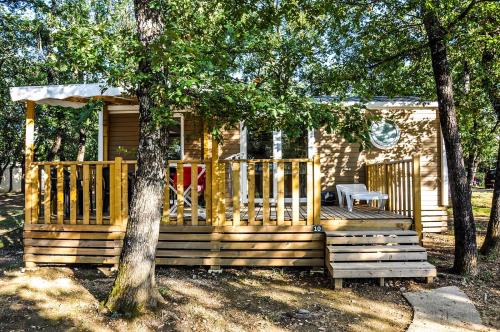 Camping L'Ombrage - Mobile Home CONFORT D (30m² , 2 bedrooms - covered Terrace) - Photo 1