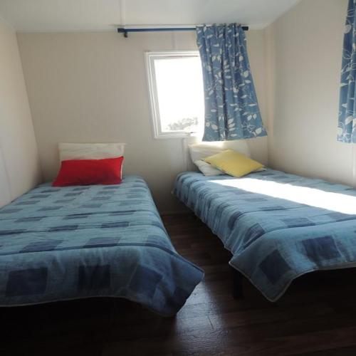 Flower Camping Domaine de Gajan - Mobil-home Confort HOLIDAY 25m² (2 Bedrooms) - Covered terrace 15m² + TV - Photo 8