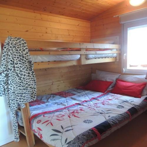 Flower Camping Domaine de Gajan - Chalet ECO 27m² (2 Bedrooms - Covered terrace 15m²) + TV - Photo 2