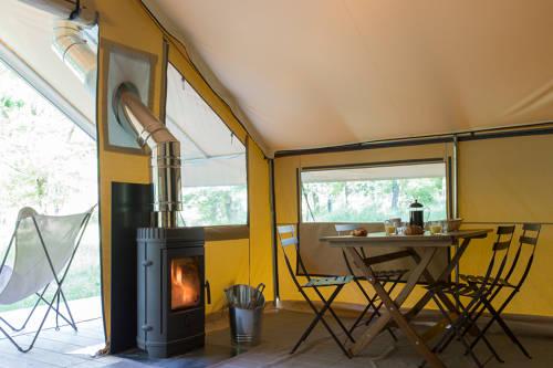 Huttopia Lac de l'Uby - Gers - Trappeur tent - Photo 2