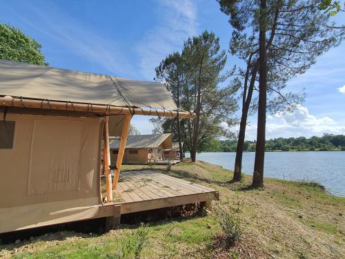 Huttopia Lac de l'Uby - Gers - Trappeur tent - Photo 6
