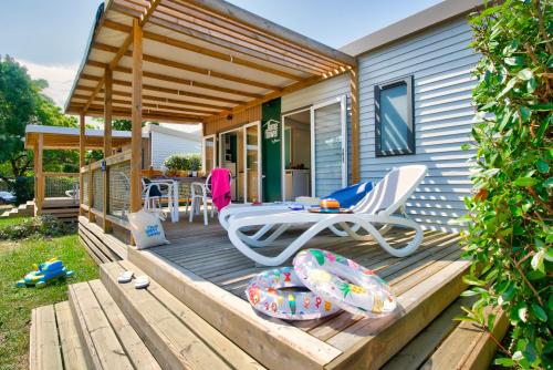 Flower Camping L'Ile d'Offard - Homeflower Premium 30.5m² 3 rooms +Half-terrace + Dishwasher + TV + sheets included - Photo 2