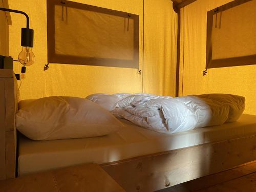 Camping De Vinkenkamp - Safari tent (5-person) - Photo 10