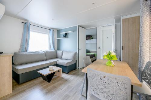 Camping L'Arbre d'Or - Mobile home 2 bedrooms - 30m² - Photo 4