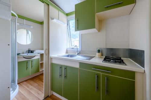 Camping L'Arbre d'Or - Chalet 2 bedrooms - 27m² - Photo 4
