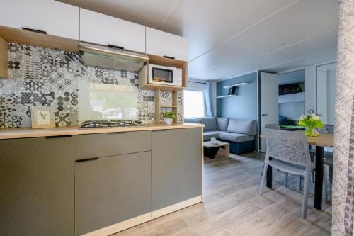 Camping L'Arbre d'Or - Mobile home 2 bedrooms - 30m² * - Photo 3