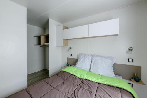 Camping L'Arbre d'Or - Mobile-home 2 bedrooms Grand Confort - 34m² * - Photo 3
