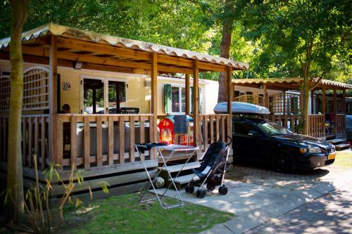 Tahiti Camping & Thermae Bungalow Park - 'Ninfea' mobile home - 33m² - 2 bedrooms - Photo 1