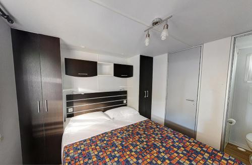 Tahiti Camping & Thermae Bungalow Park - 'Ninfea' mobile home - 33m² - 2 bedrooms - Photo 2