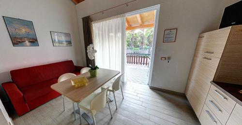 Tahiti Camping & Thermae Bungalow Park - Eco Trekkershut 'Orchidea' - 42m² - 2 bedrooms - Photo 5