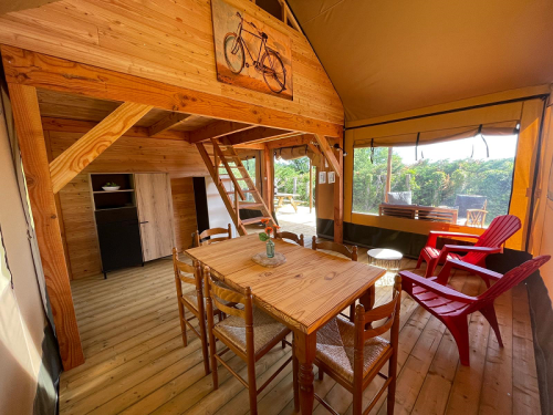 Camping FONTAINE DU ROC - Lodge tent - Photo 5