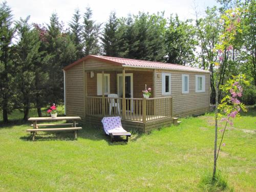 Camping FONTAINE DU ROC - Bungalow - Photo 1