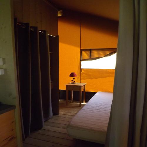 Camping FONTAINE DU ROC - Ultra spacious Safari tent - Photo 5