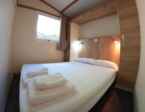 Camping Roca Grossa - Bungalow Moréa 5pax - Photo 5