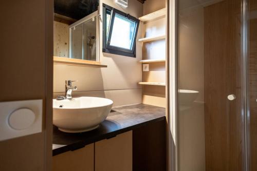 Camping de Paris - Chalet Evasion - Photo 5