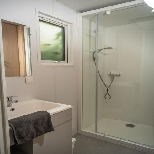 Campingpark Bad Liebenzell - Bungalow "Mobil-home Océane" (max. 4 Pers.) - Photo 3