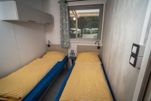 Campingpark Bad Liebenzell - Bungalow "Mobil-home Océane" (max. 4 Pers.) - Photo 4