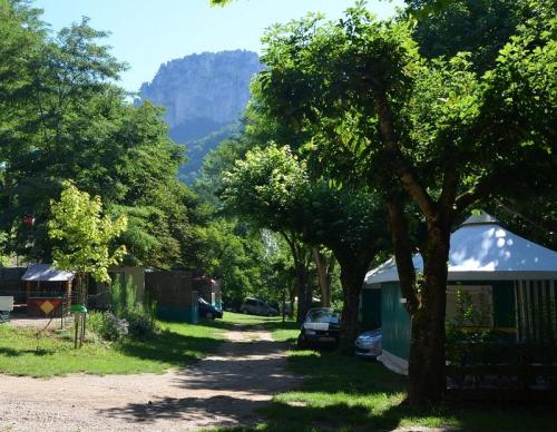 Camping LA MUSE - Canvas bungalow with wood Terrace - Photo 1