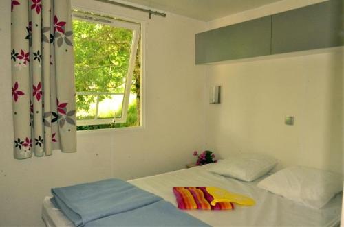Camping Les Terrasses du Lac - Cocoon air-conditionned (2 bedrooms) 26m² - Photo 5
