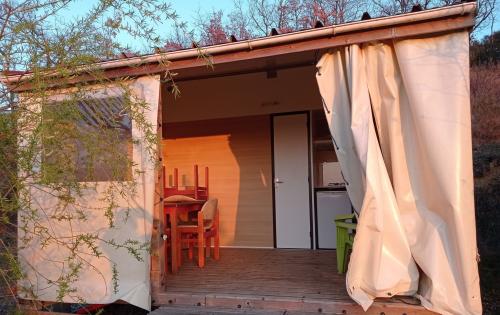 Camping Le Roc del Rey - Mobile-home Tithome without toilet blocks - Photo 1