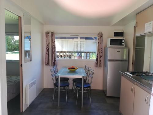 Camping Audinac les Bains - Mobil home SENCILIO with toilet - Photo 2