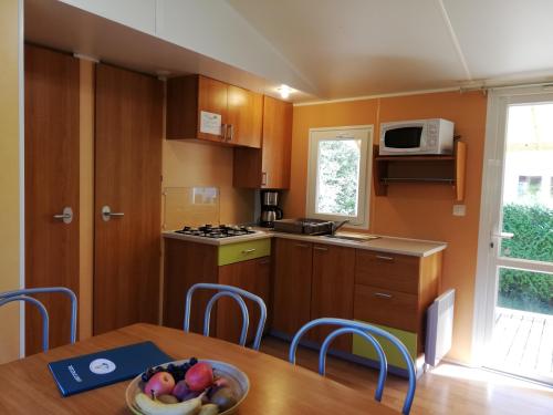 Camping Audinac les Bains - Mobil home - 3 Rooms - Photo 3