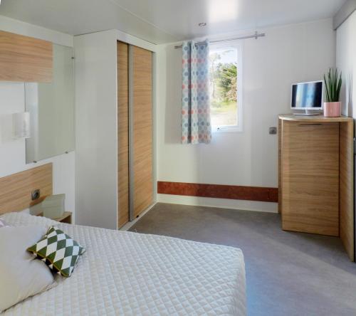 Flower Camping Les Granges - Mobile home PMR Confort + 27 m² (2 Bedrooms) wheelchair friendly - Photo 3