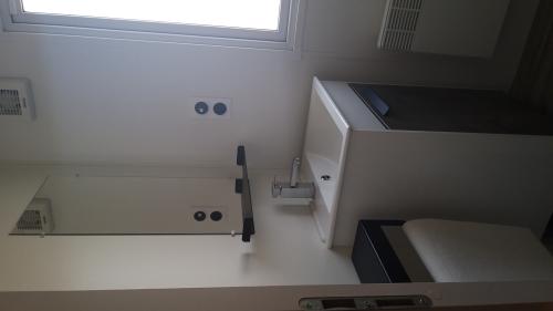 Camping Les Acacias - Mobil-Home 4 chambres 40m² - 2 Salles de Bain avec terrasses intégrées - 8 personnes - Photo 7
