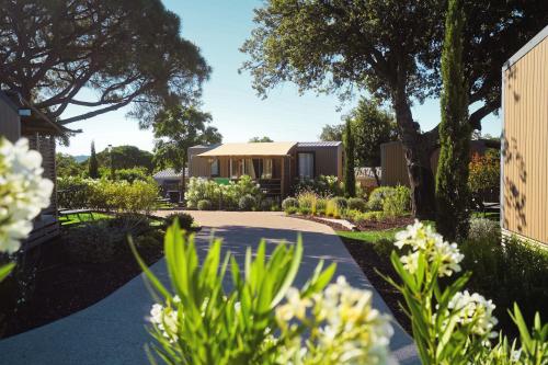 Camping des Mûres - Mobil home Prestige Vineyard side - Photo 1