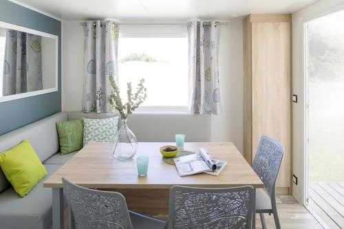Camping du Chêne Vert - obil home Albi 38m² sheltered terrace 3 bedrooms - Photo 2