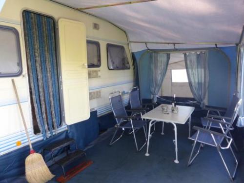 Camping Le Plô - Caravan (beds made on arrival, no extra charge) - Photo 4