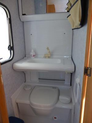 Camping Le Plô - Caravan (beds made on arrival, no extra charge) - Photo 5