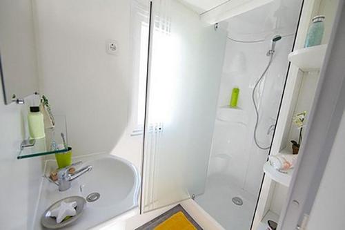 Camping Les Pommiers d'Aiguelèze - Mobil-home air-conditioned - Photo 2