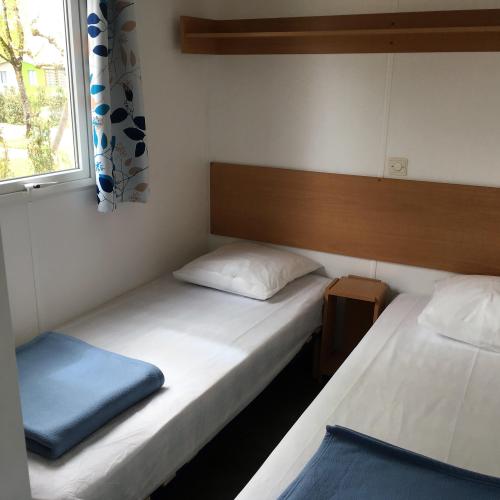 Camping Les Pommiers d'Aiguelèze - Mobile home IRM 2 bedrooms - 28 m² - Photo 5