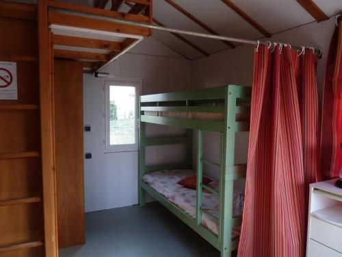 Camping Les Pommiers d'Aiguelèze - Wooden bungalow - Photo 3