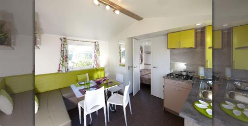 Flower Camping La Clairière - Les Cottages : Mobil-home Confort + 3 bedrooms - Photo 3