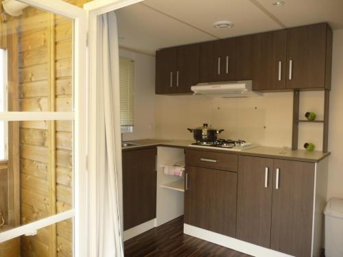 Camping Landes Azur - Mobile home - 2 bedrooms - Photo 3
