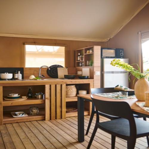 Flower Camping Du Lac De Thésauque - Wood Lodge 26m² (2ch.-4pers.) + Terrasse (Avec sanitaires) - Photo 2