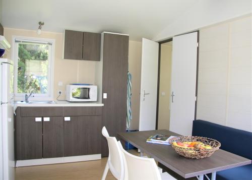 Camping PRADELONGUE - Mobile Home OPHEA 26m² - Photo 8