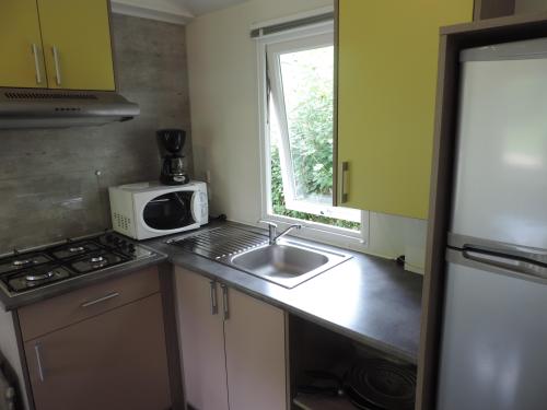 Camping du PIGEONNIER - Mobil-Home TRIGANO sheltered terrace INTEGREE with sanitary 31 m2 - Photo 5
