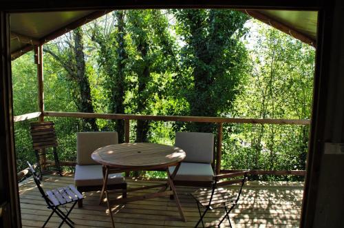 Camping du PIGEONNIER - CABANE LODGE LOU PITCHONIER 39 m2 - 2 bedrooms - Photo 2