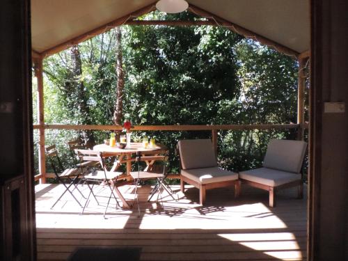 Camping du PIGEONNIER - CABANE LODGE LOU PITCHONIER 39 m2 - 2 bedrooms - Photo 3