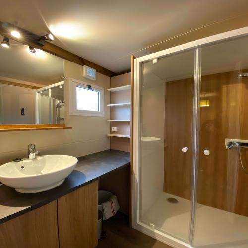 Camping des Sources - NEW - Chalet MOREA 25m² - 2 bedrooms - with bathrooms - WIFI included - Photo 2