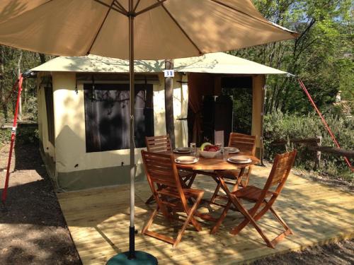 Camping des Sources - Canvas bungalow MAYOTTE 16m² - 2 bedrooms - without sanitary / water - WIFI included - Photo 1